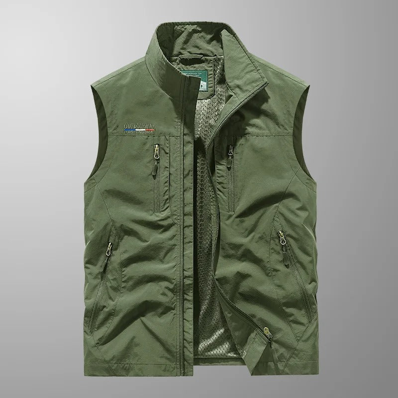 Connor – Lightweight Cargo Vest Featuring Multiple Pockets for Breathability